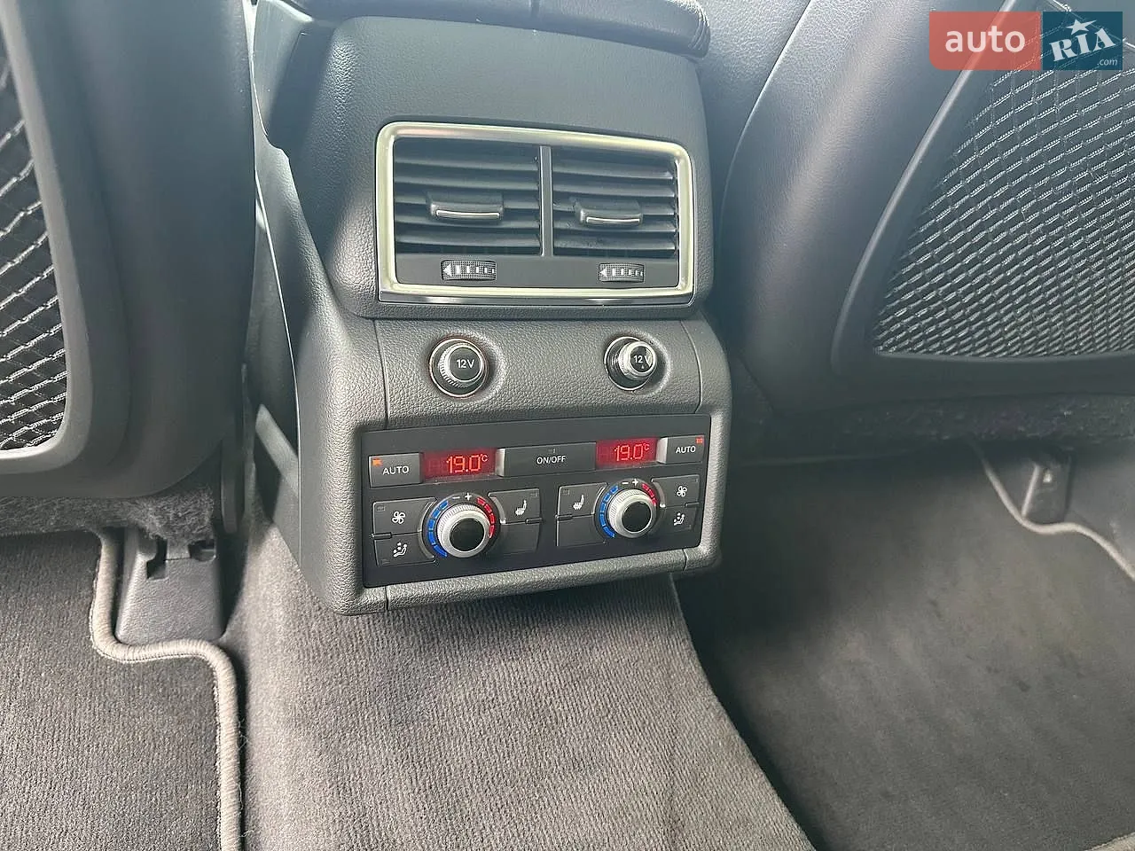 2012 Audi Q7 - мініатюра 27