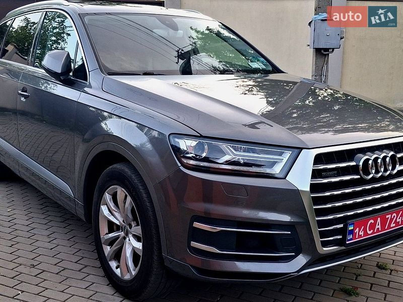 Внедорожник / Кроссовер Audi Q7 2017 в Харькове