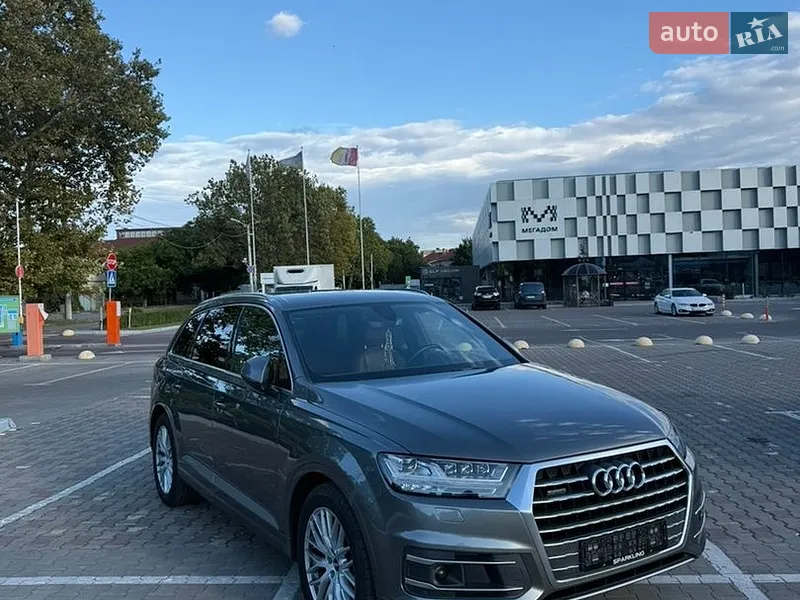 Audi Q7 2016