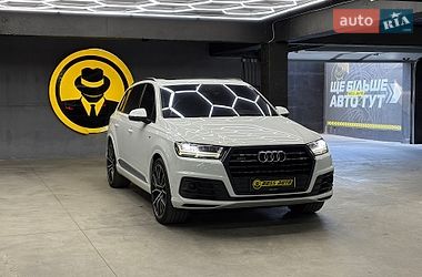Позашляховик / Кросовер Audi Q7 2015 в Чернівцях фото 3 Позашляховик / Кросовер Audi Q7 2015 в Чернівцях