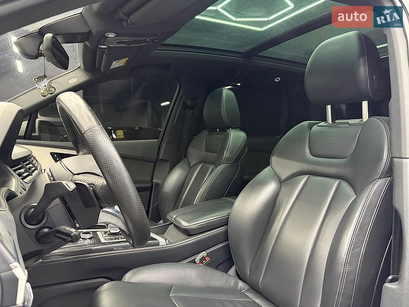 Позашляховик / Кросовер Audi Q7 2015 в Чернівцях фото 12 Позашляховик / Кросовер Audi Q7 2015 в Чернівцях