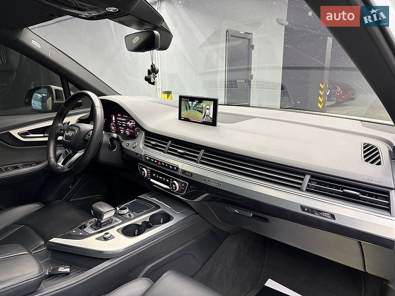 Позашляховик / Кросовер Audi Q7 2015 в Чернівцях фото 28 Позашляховик / Кросовер Audi Q7 2015 в Чернівцях