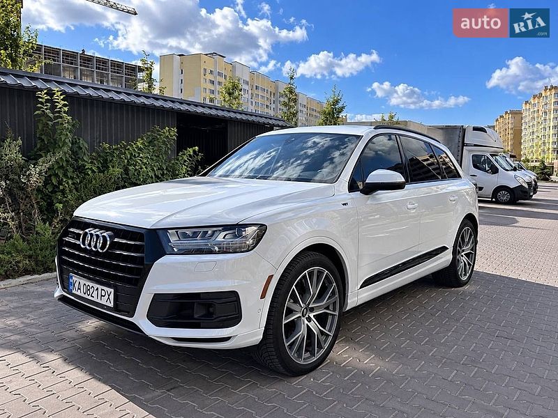 Внедорожник / Кроссовер Audi Q7 2019 в Софиевской Борщаговке