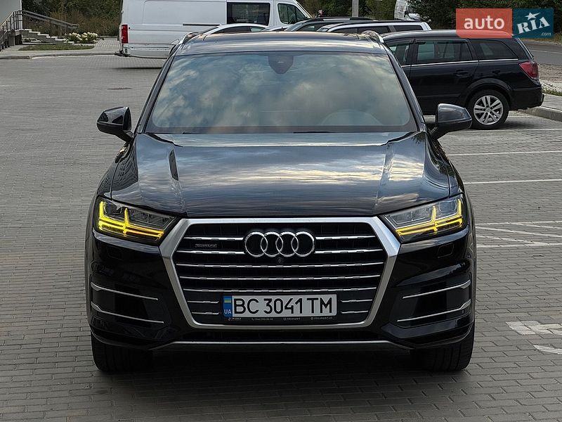 Позашляховик / Кросовер Audi Q7 2016 в Вінниці