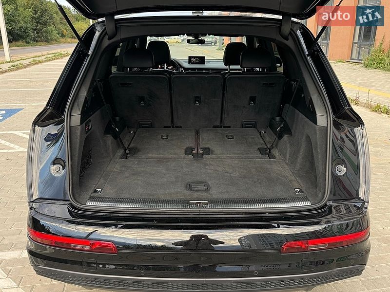 Позашляховик / Кросовер Audi Q7 2016 в Вінниці