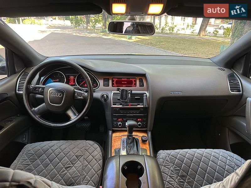 Позашляховик / Кросовер Audi Q7 2007 в Сумах