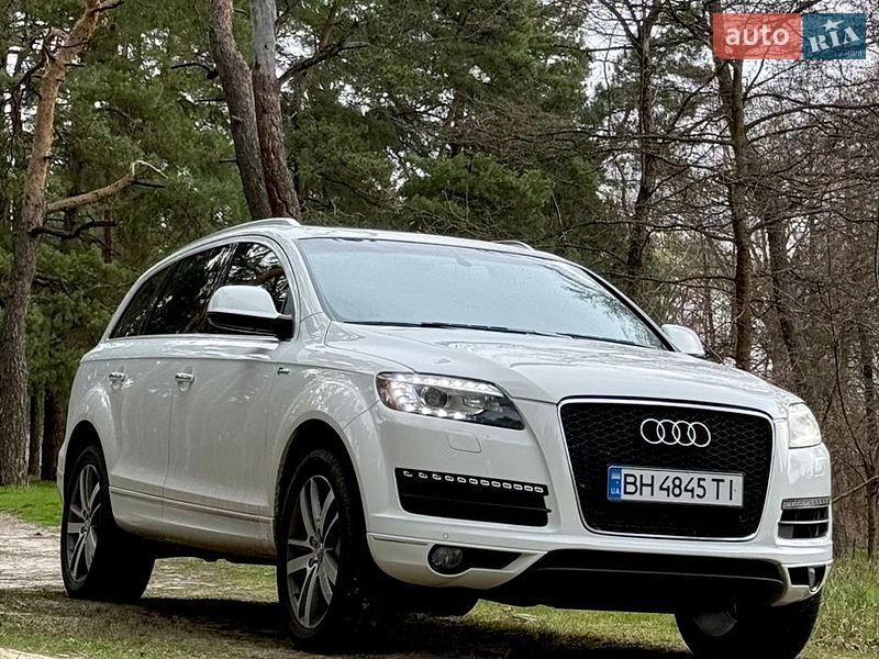 Позашляховик / Кросовер Audi Q7 2014 в Прилуках фото Позашляховик / Кросовер Audi Q7 2014 в Прилуках