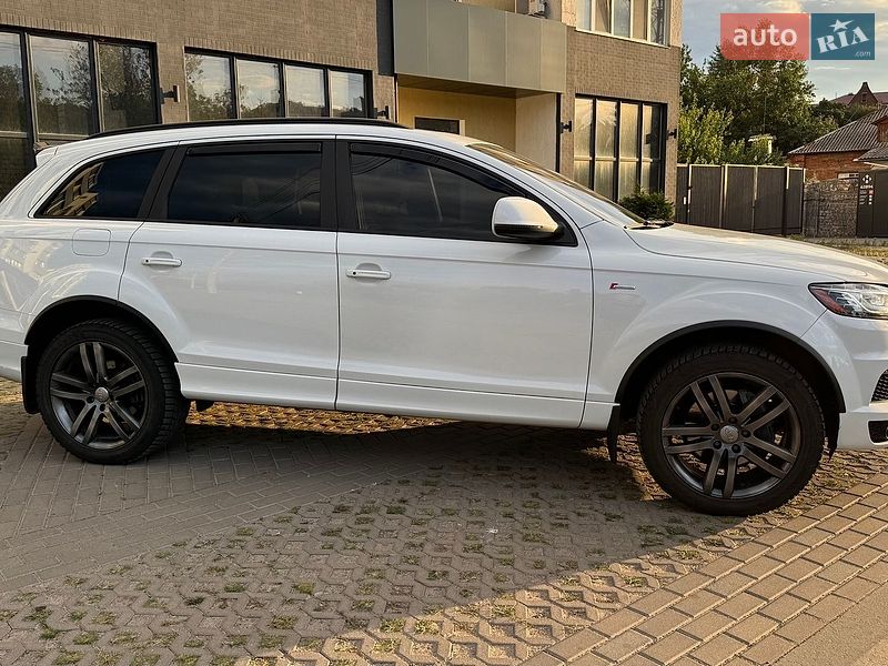 Внедорожник / Кроссовер Audi Q7 2014 в Харькове