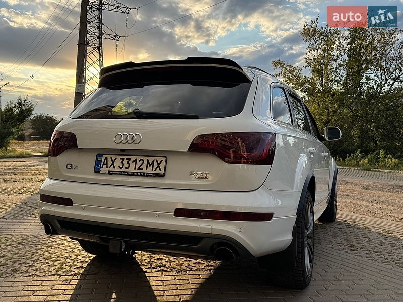 Внедорожник / Кроссовер Audi Q7 2014 в Харькове