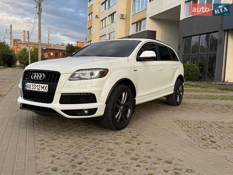 Внедорожник / Кроссовер Audi Q7 2014 в Харькове