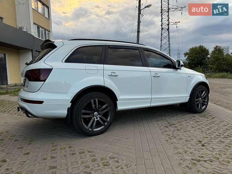 Внедорожник / Кроссовер Audi Q7 2014 в Харькове