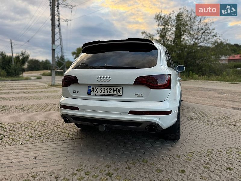 Внедорожник / Кроссовер Audi Q7 2014 в Харькове