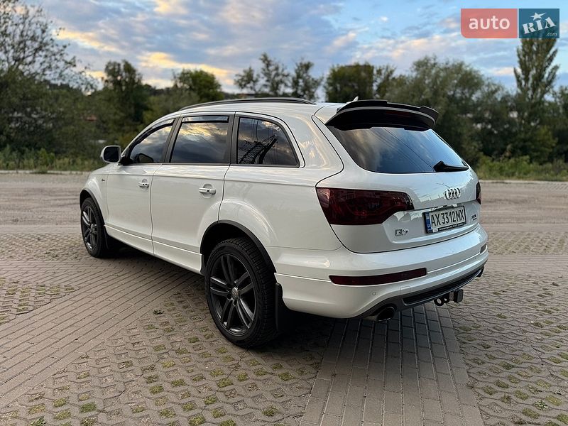 Внедорожник / Кроссовер Audi Q7 2014 в Харькове