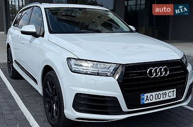Позашляховик / Кросовер Audi Q7 2019 в Виноградові