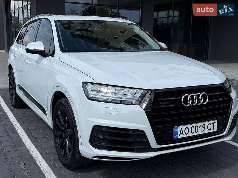 Позашляховик / Кросовер Audi Q7 2019 в Виноградові