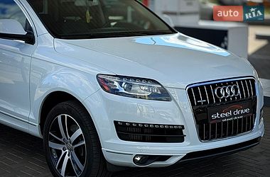 Позашляховик / Кросовер Audi Q7 2013 в Миколаєві