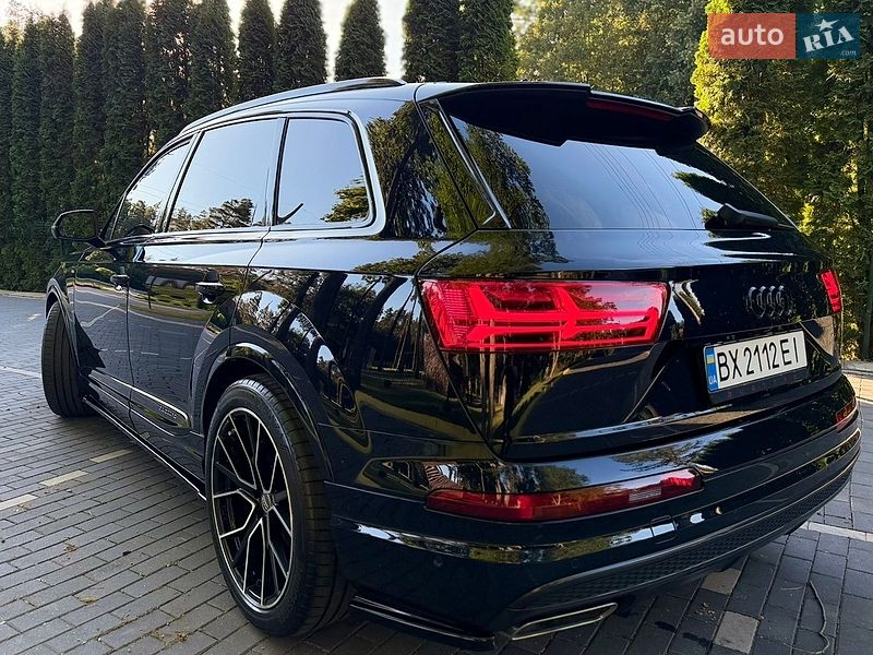 Внедорожник / Кроссовер Audi Q7 2016 в Шепетовке