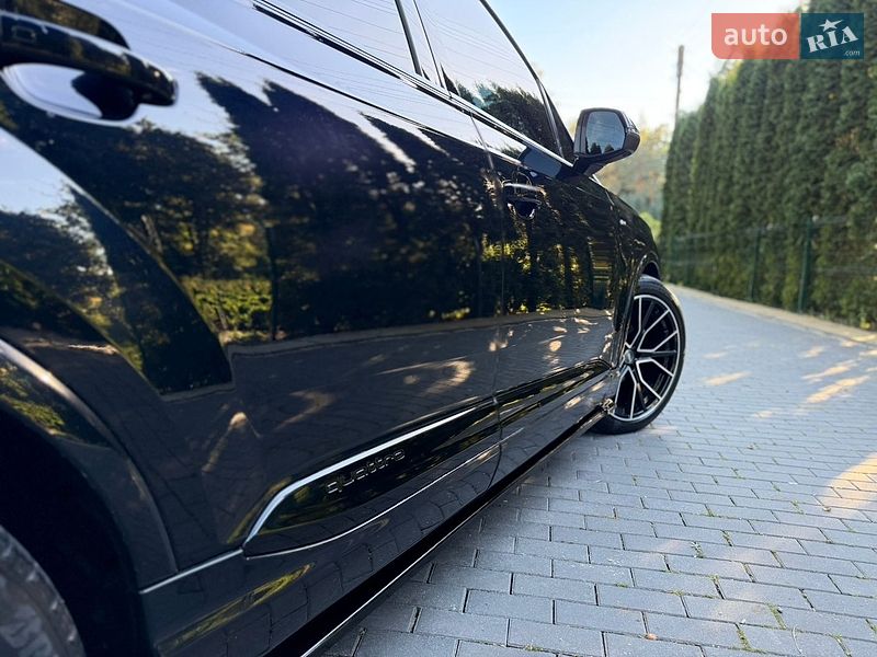 Внедорожник / Кроссовер Audi Q7 2016 в Шепетовке