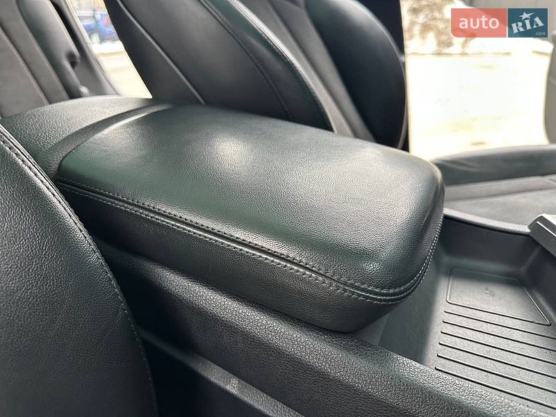 Внедорожник / Кроссовер Audi Q7 2015 в Львове