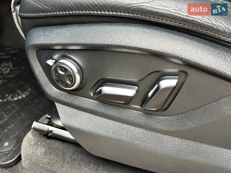 Внедорожник / Кроссовер Audi Q7 2015 в Львове