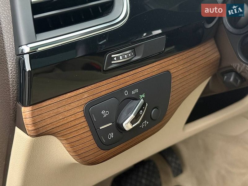Внедорожник / Кроссовер Audi Q7 2016 в Львове