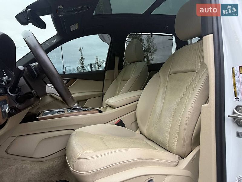 Внедорожник / Кроссовер Audi Q7 2016 в Львове