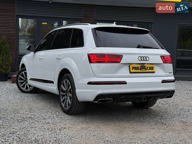 Внедорожник / Кроссовер Audi Q7 2016 в Львове