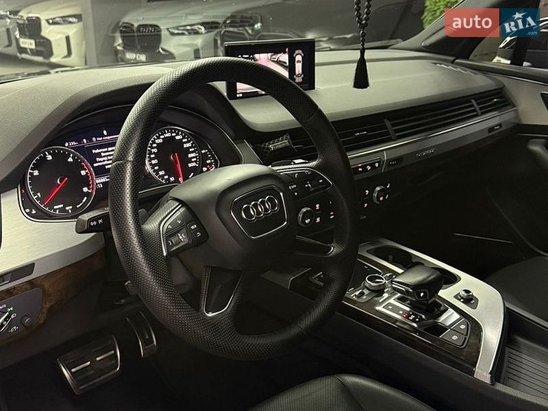 Позашляховик / Кросовер Audi Q7 2016 в Одесі фото 15 Позашляховик / Кросовер Audi Q7 2016 в Одесі