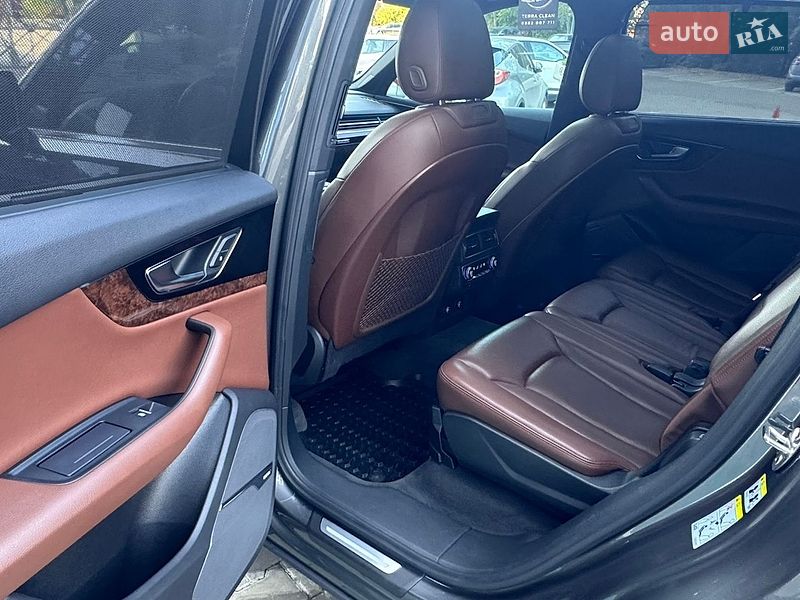Позашляховик / Кросовер Audi Q7 2018 в Одесі