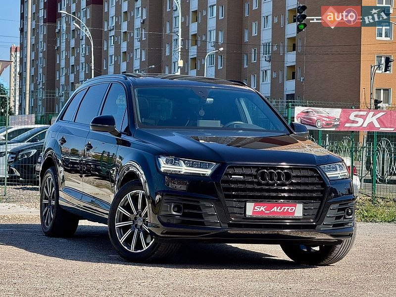 Позашляховик / Кросовер Audi Q7 2018 в Києві