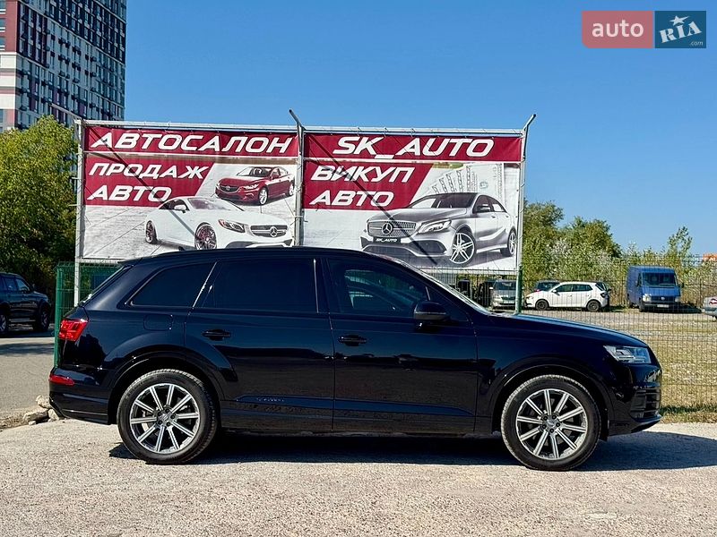 Позашляховик / Кросовер Audi Q7 2018 в Києві