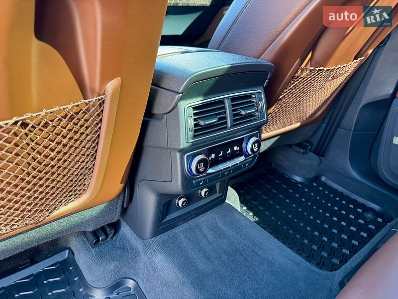 Позашляховик / Кросовер Audi Q7 2018 в Києві