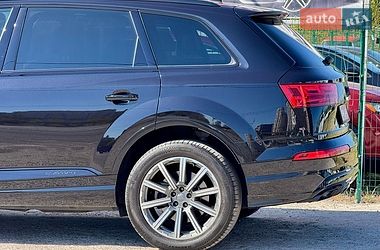 Позашляховик / Кросовер Audi Q7 2018 в Києві