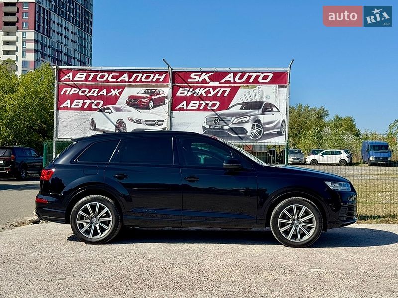 Позашляховик / Кросовер Audi Q7 2018 в Києві