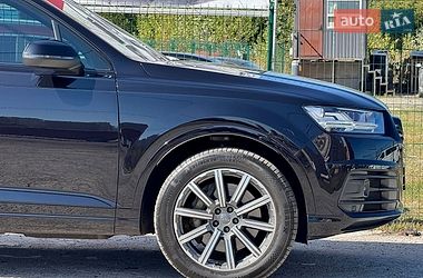 Позашляховик / Кросовер Audi Q7 2018 в Києві