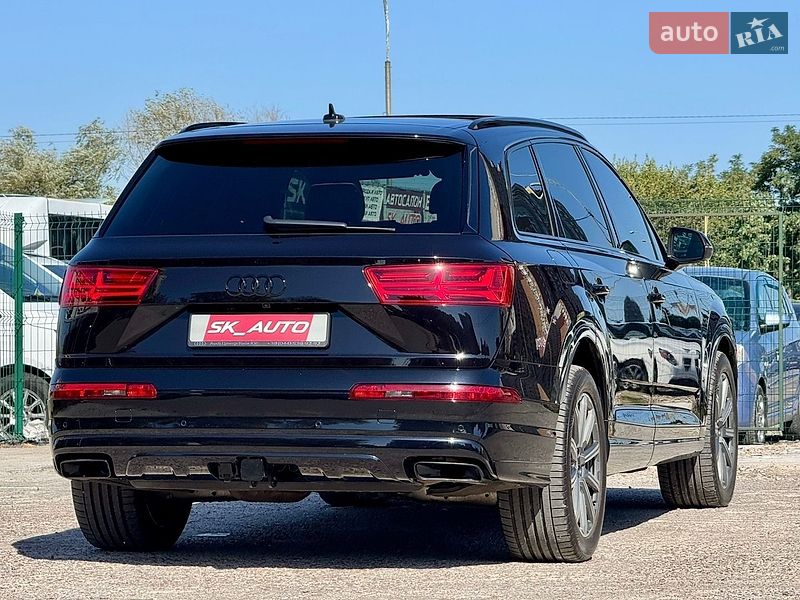 Позашляховик / Кросовер Audi Q7 2018 в Києві