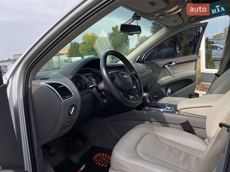 Позашляховик / Кросовер Audi Q7 2012 в Львові