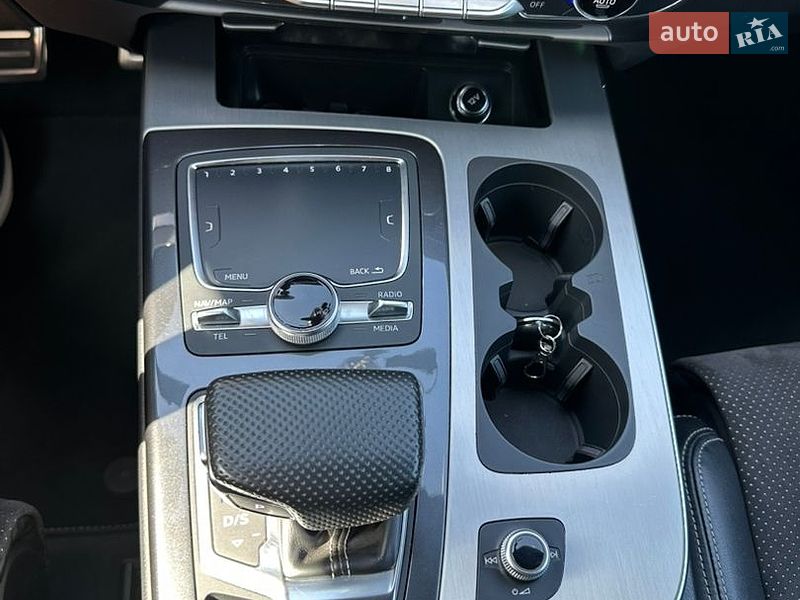 Позашляховик / Кросовер Audi Q7 2019 в Одесі
