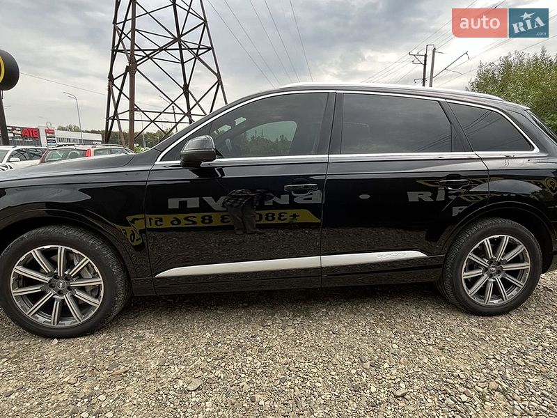 Позашляховик / Кросовер Audi Q7 2018 в Стрию