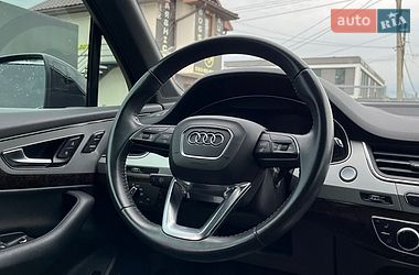 Позашляховик / Кросовер Audi Q7 2018 в Стрию