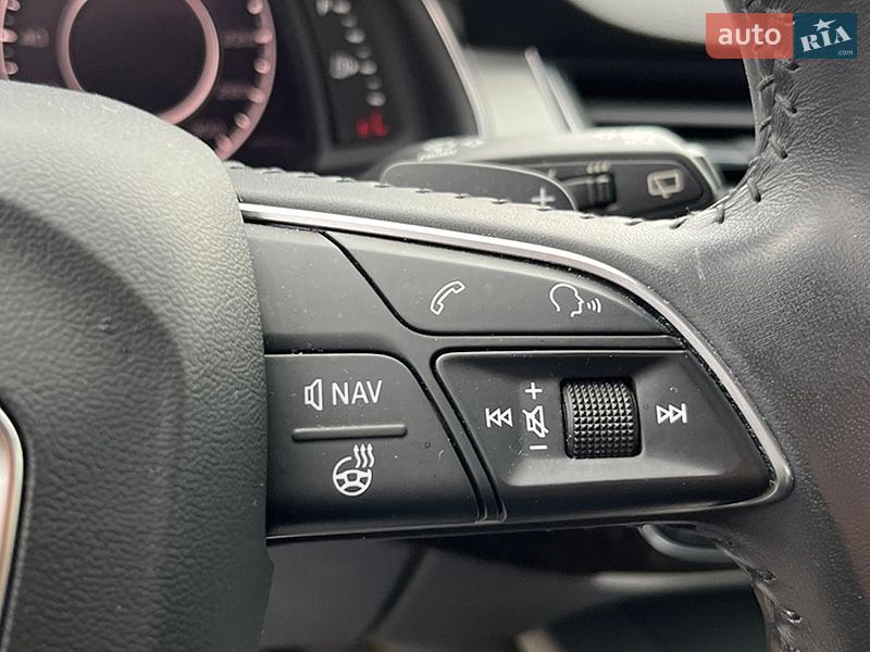 Позашляховик / Кросовер Audi Q7 2018 в Стрию