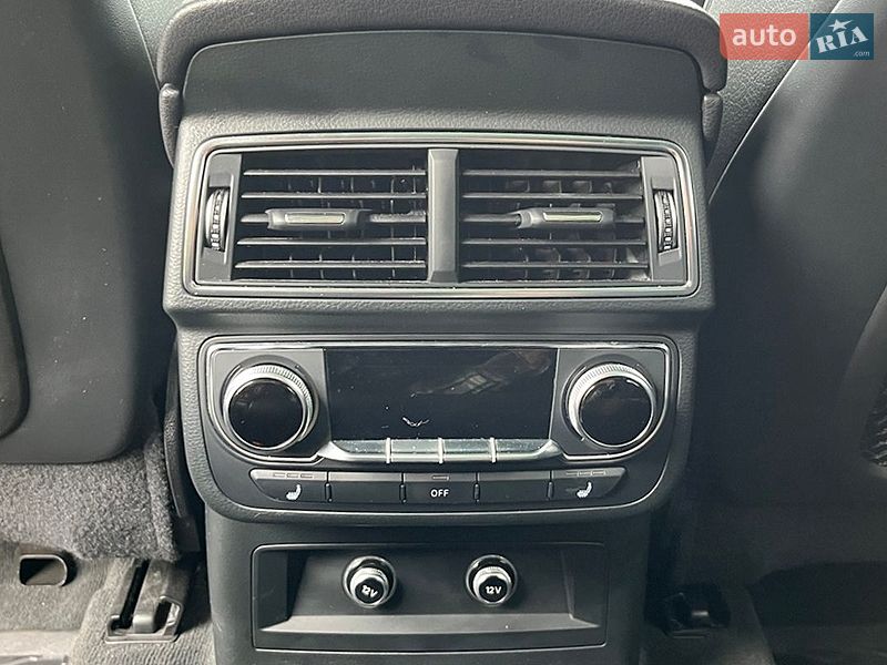 Позашляховик / Кросовер Audi Q7 2018 в Стрию