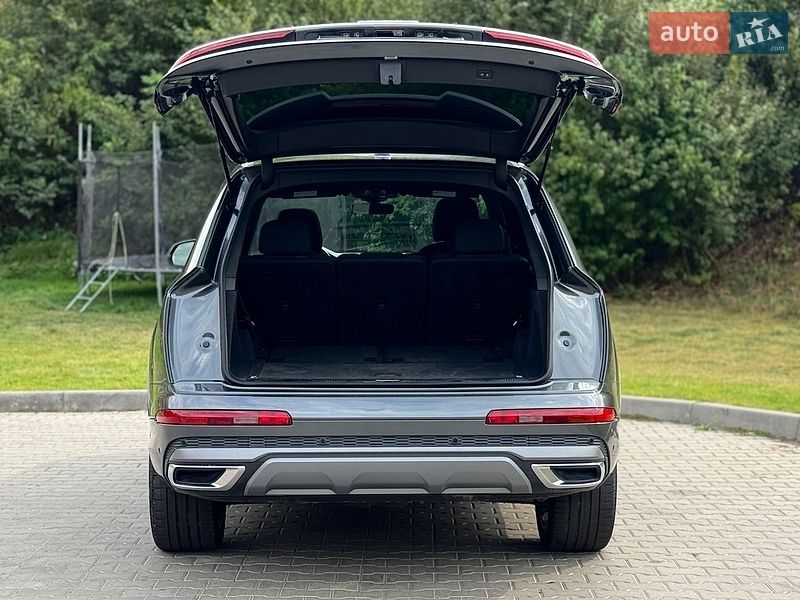 Внедорожник / Кроссовер Audi Q7 2021 в Тернополе
