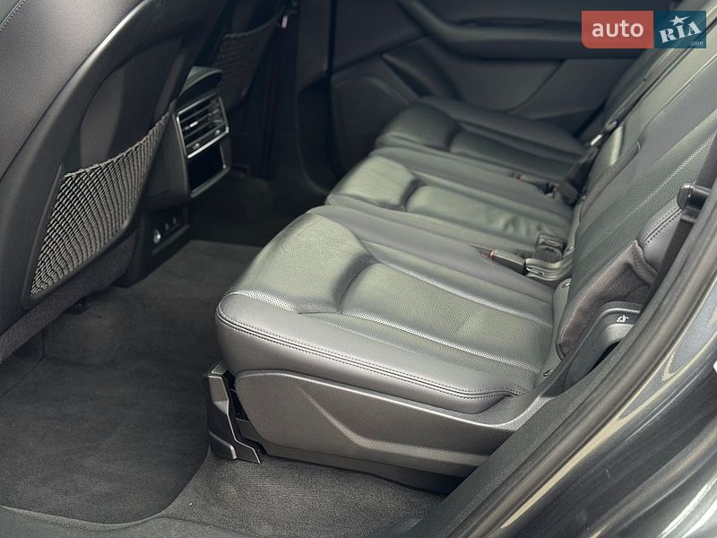 Внедорожник / Кроссовер Audi Q7 2021 в Тернополе