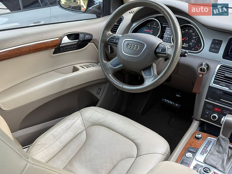 Позашляховик / Кросовер Audi Q7 2013 в Чернівцях фото 19 Позашляховик / Кросовер Audi Q7 2013 в Чернівцях