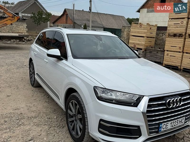 Внедорожник / Кроссовер Audi Q7 2017 в Недобоевцах