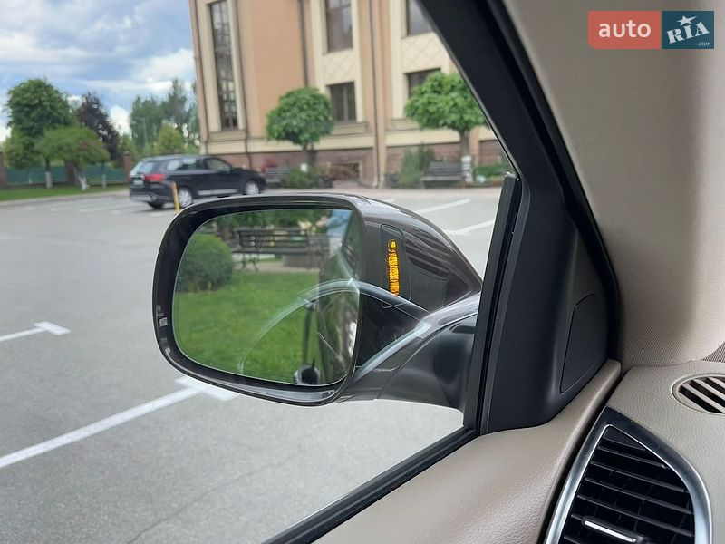 Позашляховик / Кросовер Audi Q7 2013 в Києві