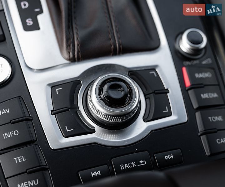 Позашляховик / Кросовер Audi Q7 2015 в Ужгороді фото 15 Позашляховик / Кросовер Audi Q7 2015 в Ужгороді