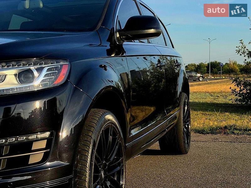 Позашляховик / Кросовер Audi Q7 2014 в Києві