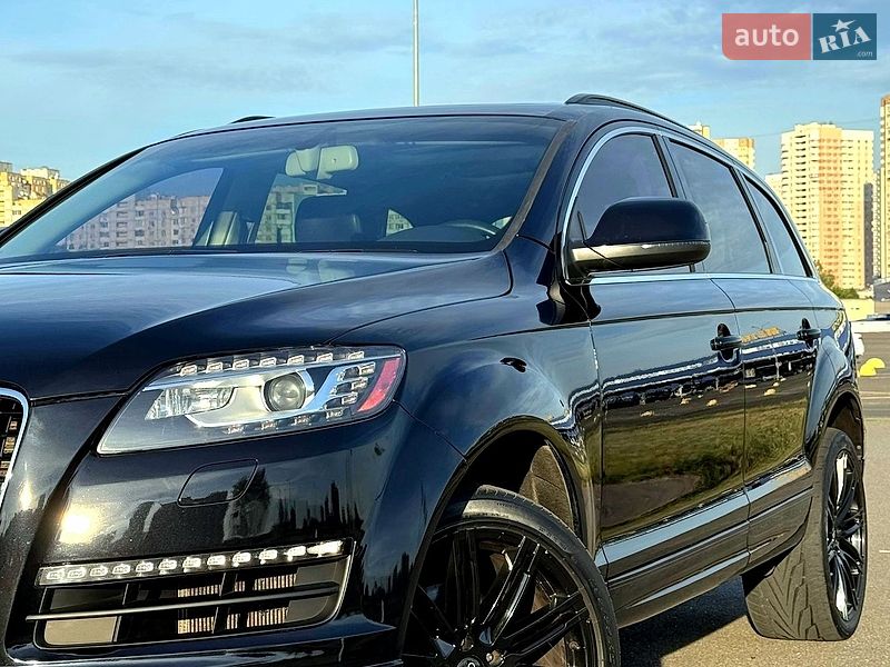 Позашляховик / Кросовер Audi Q7 2014 в Києві